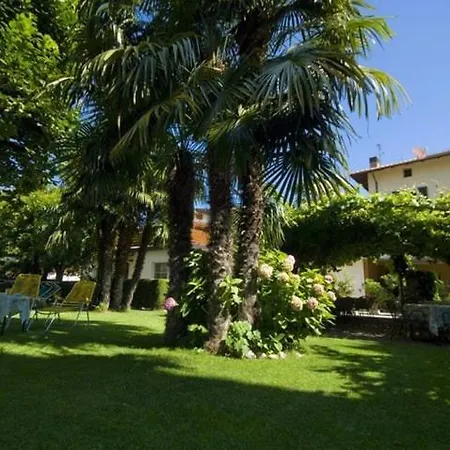 Bed & Breakfast Garni Ischia Torbole Sul Garda